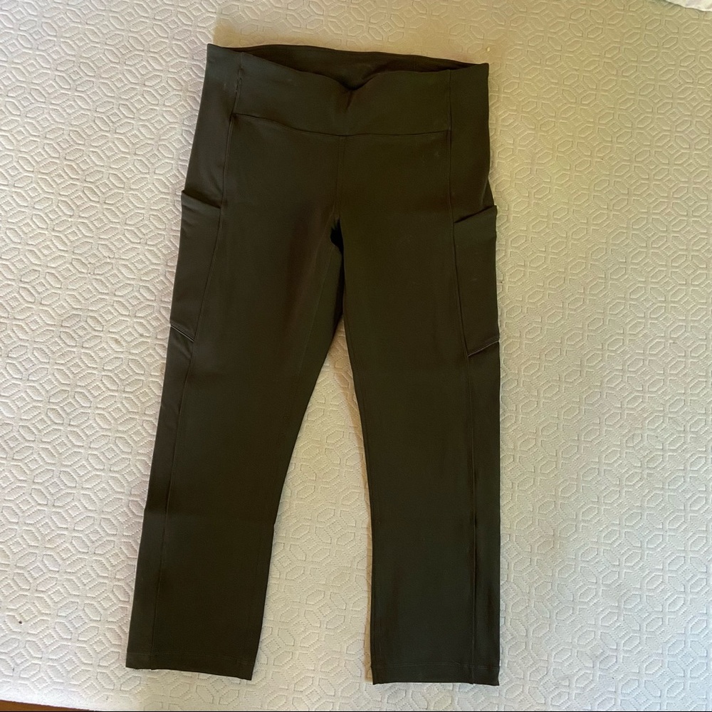 Lululemon Speed Up Crop